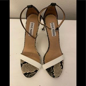 Steve Madden Black White Pumps heels 6.5